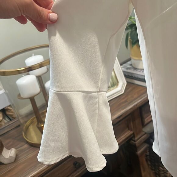 Trina Turk Bell Sleeve White Blouse Large - Picture 2 of 6